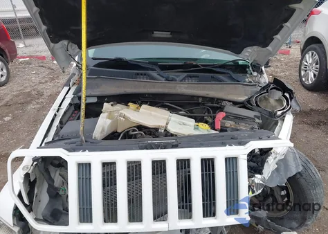 2012 Jeep Liberty Sport z USA, uszkodzony, nr VIN 1C4PJMAK9CW101610